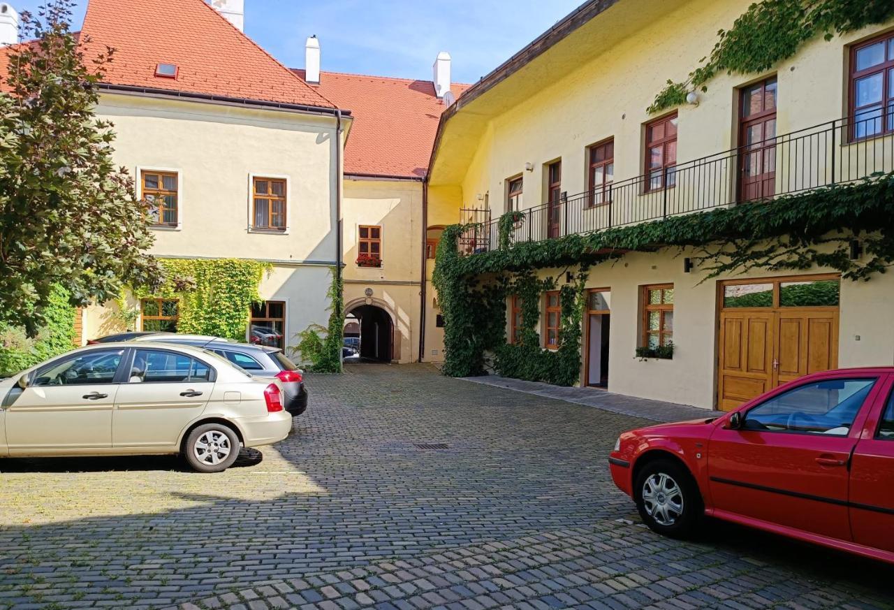 Penzion U Cisare Zikmunda Znojmo Kültér fotó
